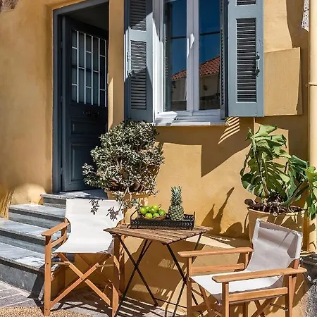 Artemide Places-cozy Apartment